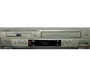 Sanyo DVW-6100 DVD Player / VCR Combo