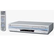 JVC HR-XVS30 DVD Player / VCR Combo